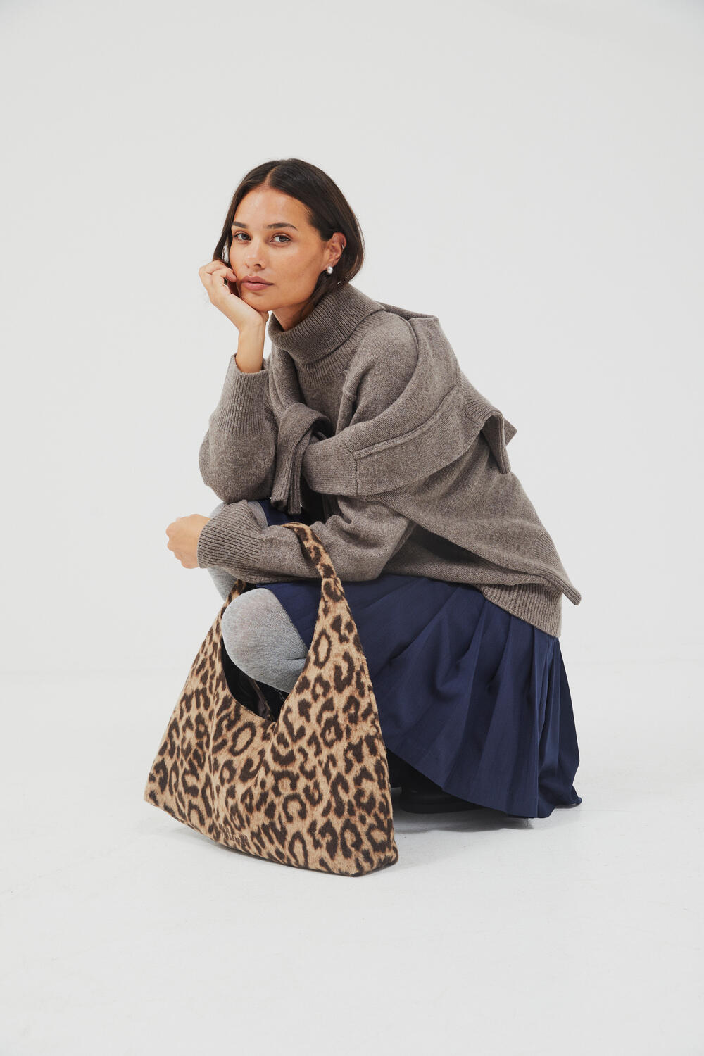 Kleova taske - Wool Camel Leopard